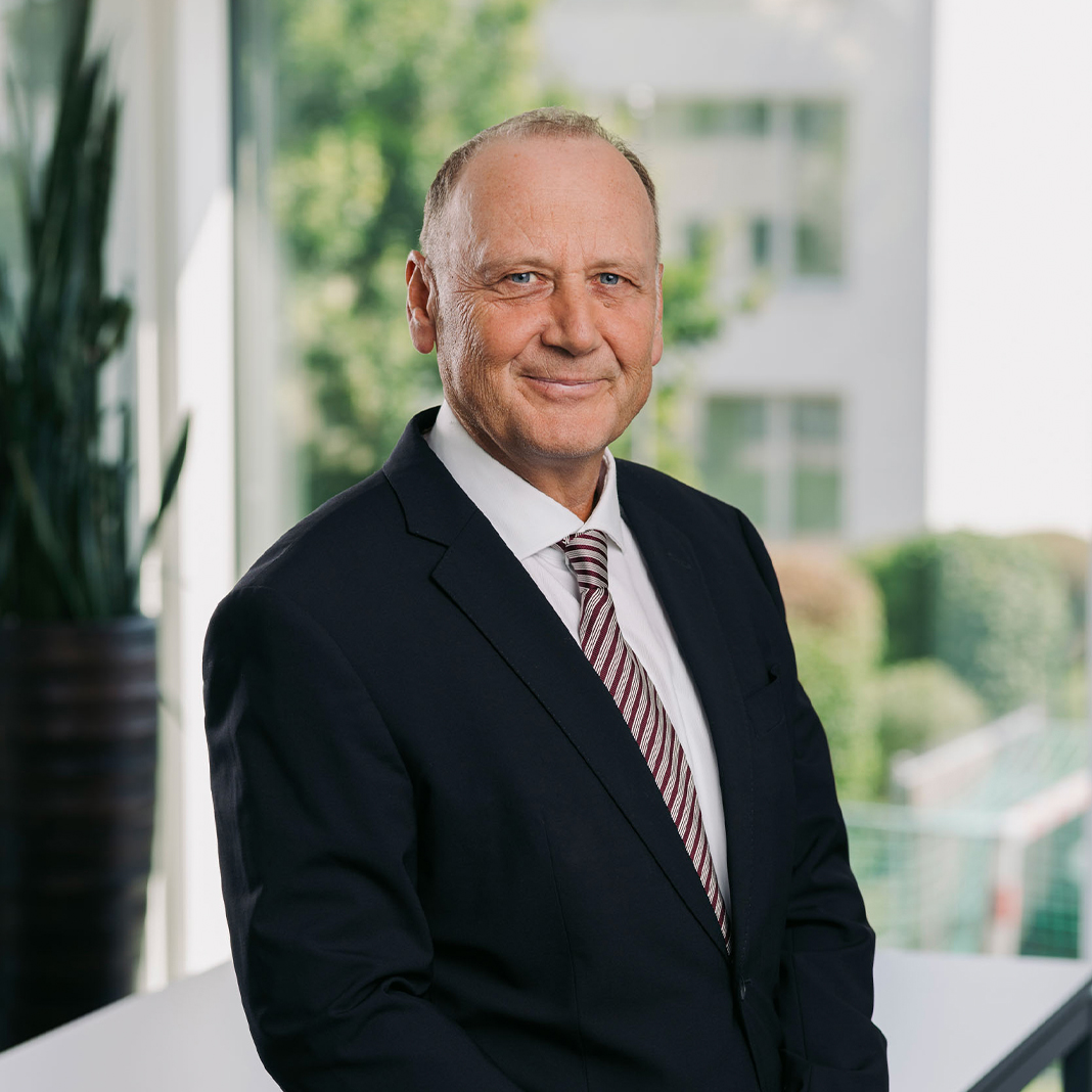 Porträtfoto von Mag. Günter Ludescher, dem Geschäftsführer & Co-Gründer von W&L Asset Management