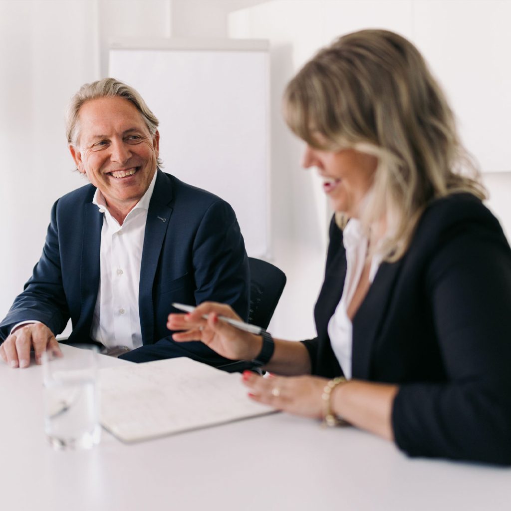 Mag. Christoph Wirnsperger, Geschäftsführer und CO-Gründer der W&L Vermögensverwaltung in einem Meeting.